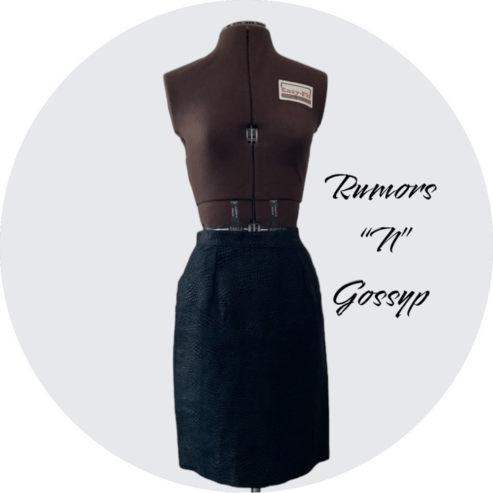 Women’s vintage black leather high waisted snake print skirt